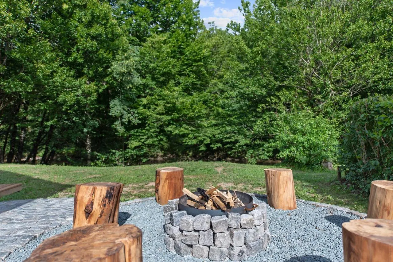 Vila Log House The River Pearl Croatia
